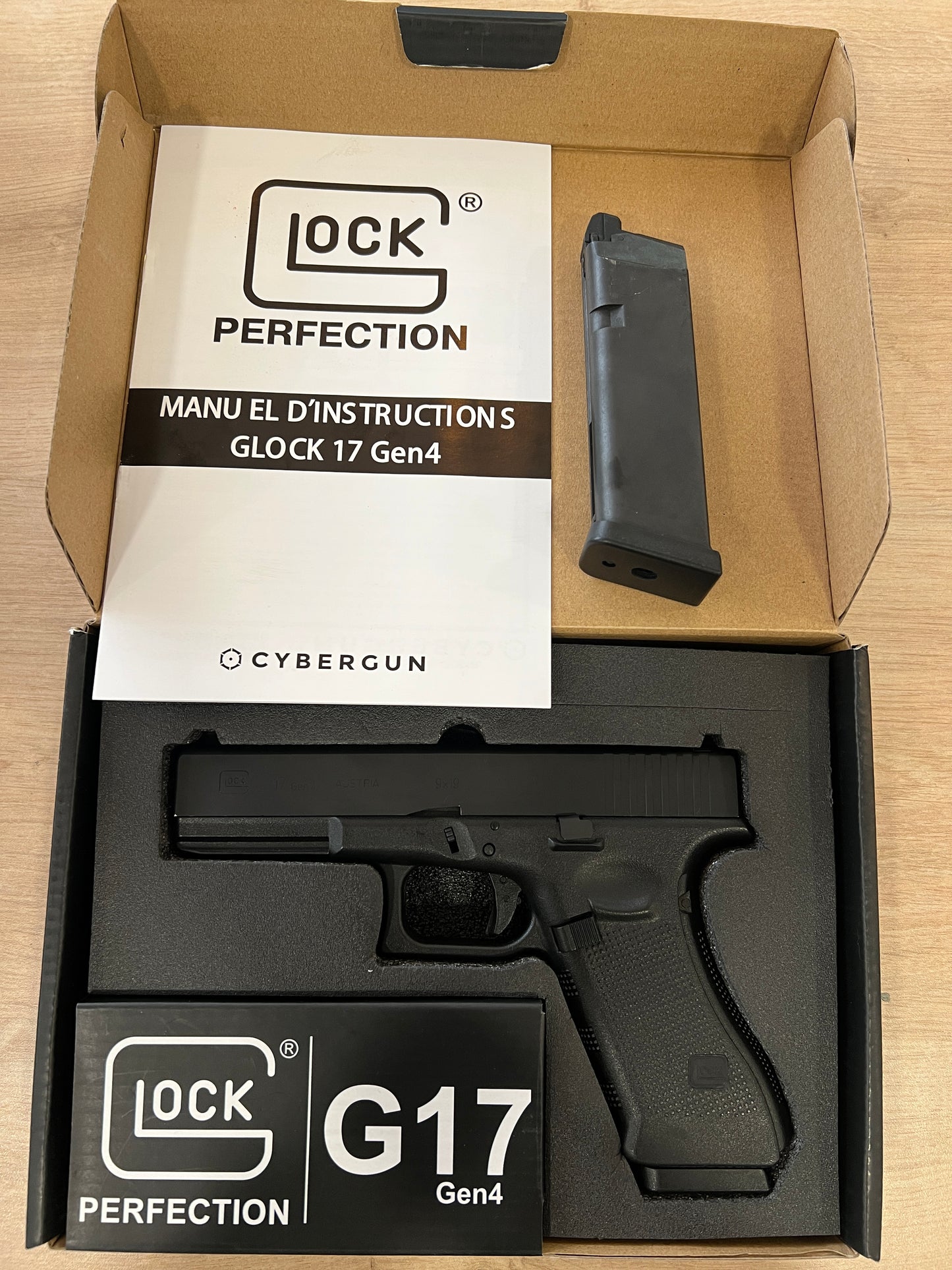 GLOCK 17