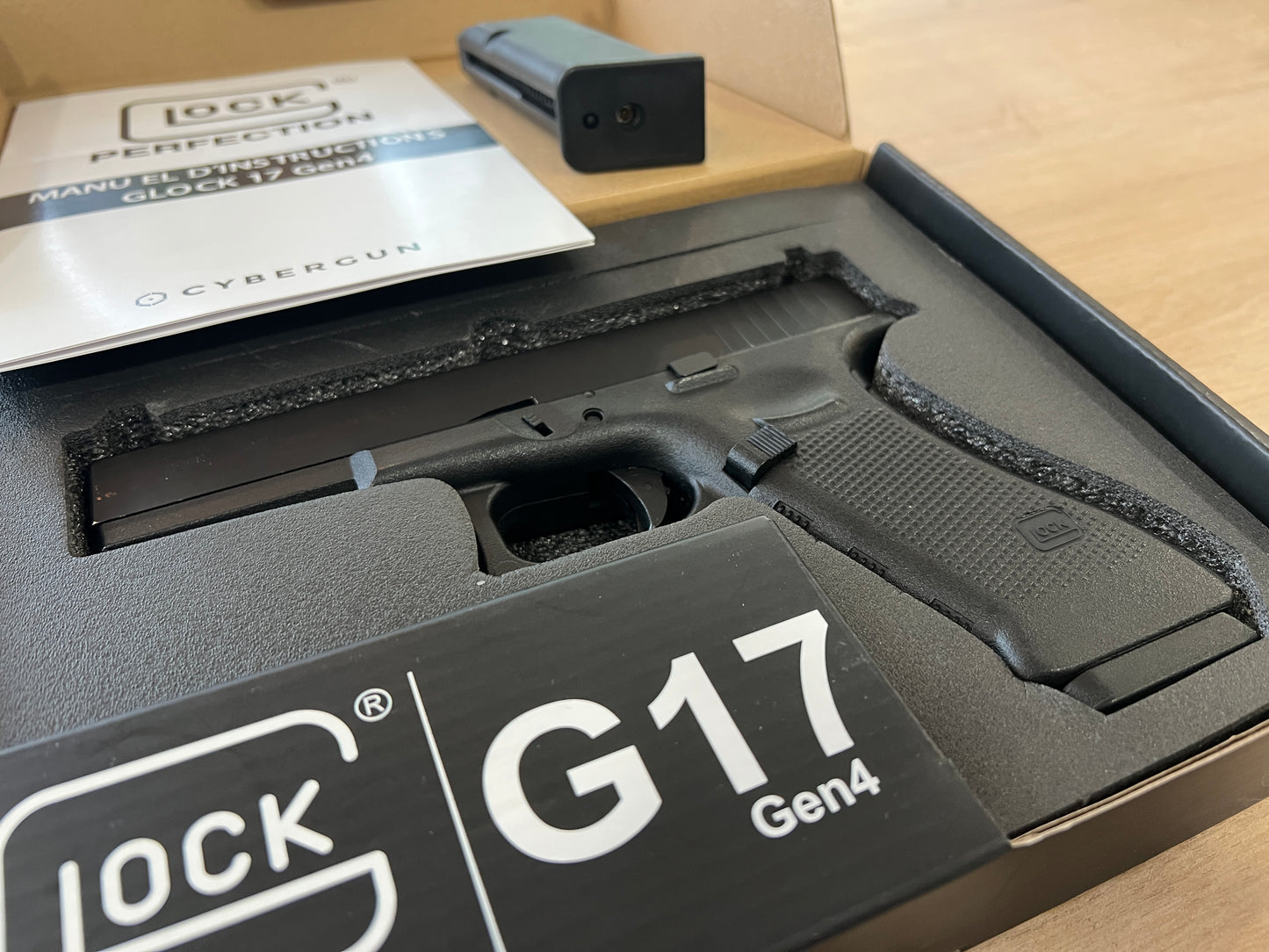 GLOCK 17